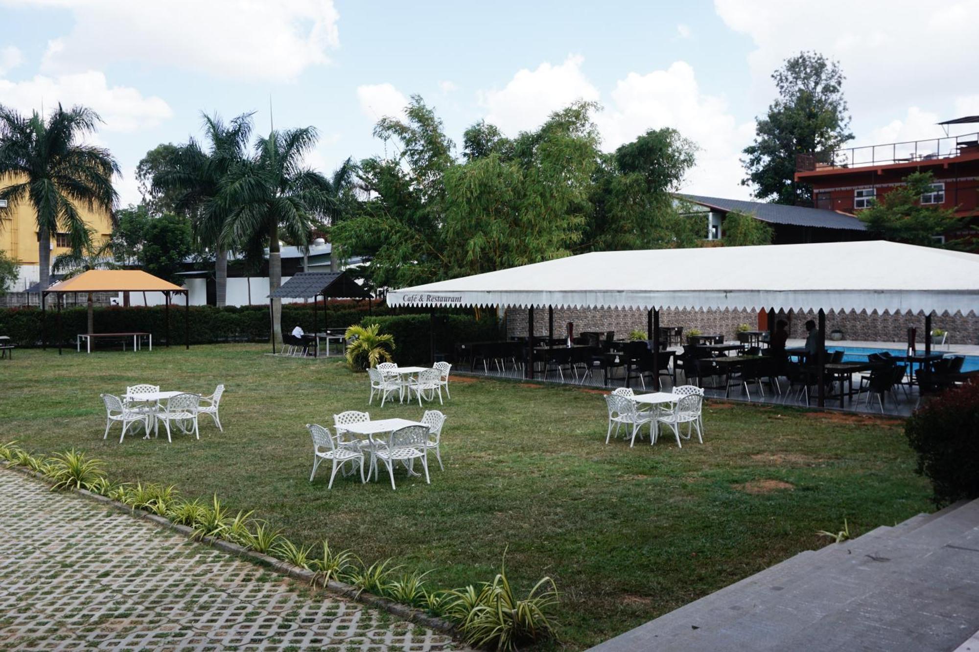 Vistar Resort&Hotels Kammasandra Exterior foto